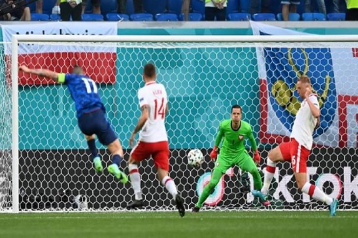 سلوفاكيا، بولندا، فويتشيك تشيزني